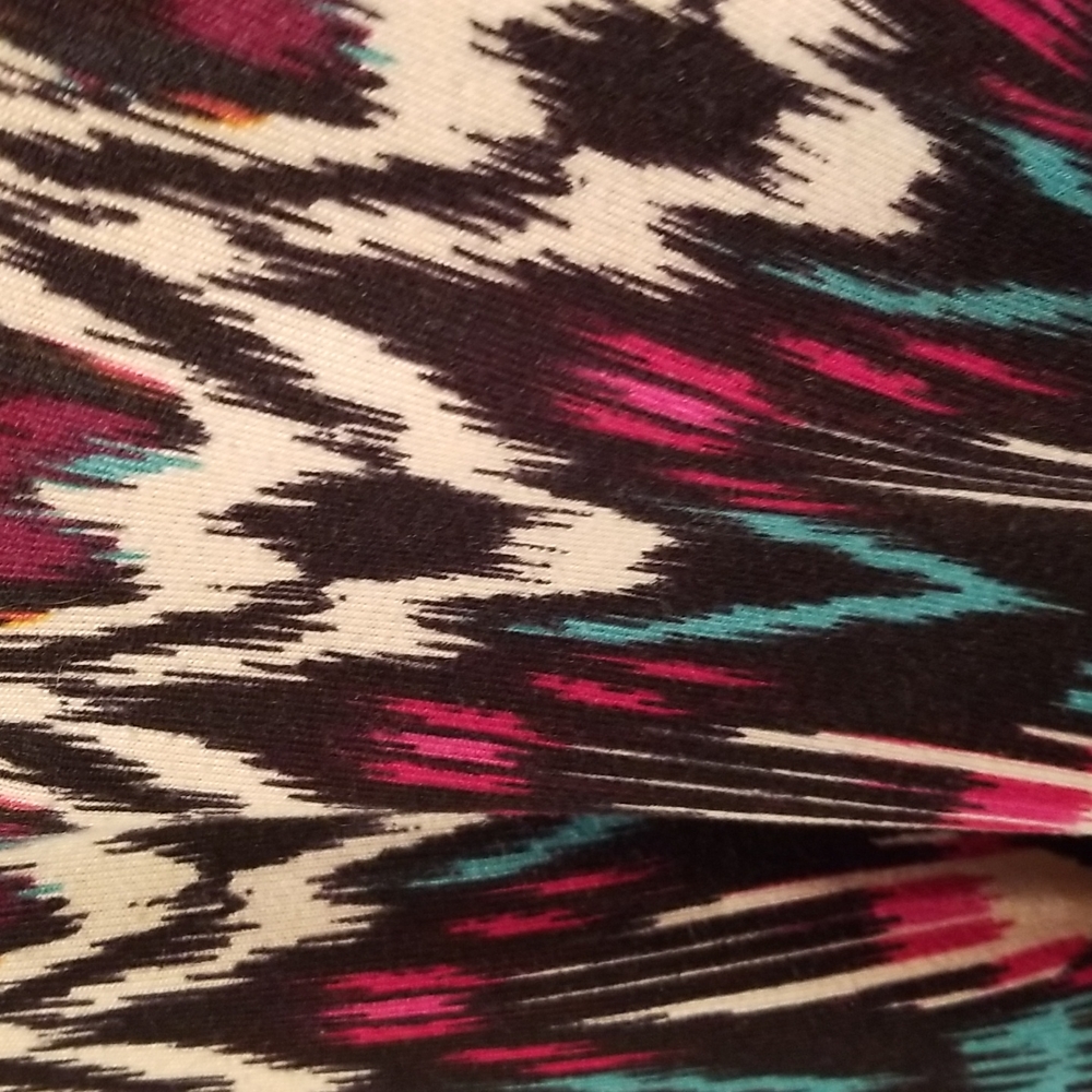 Win Win Flare Bottom Tunic Size S-M. - Picture 4 of 8